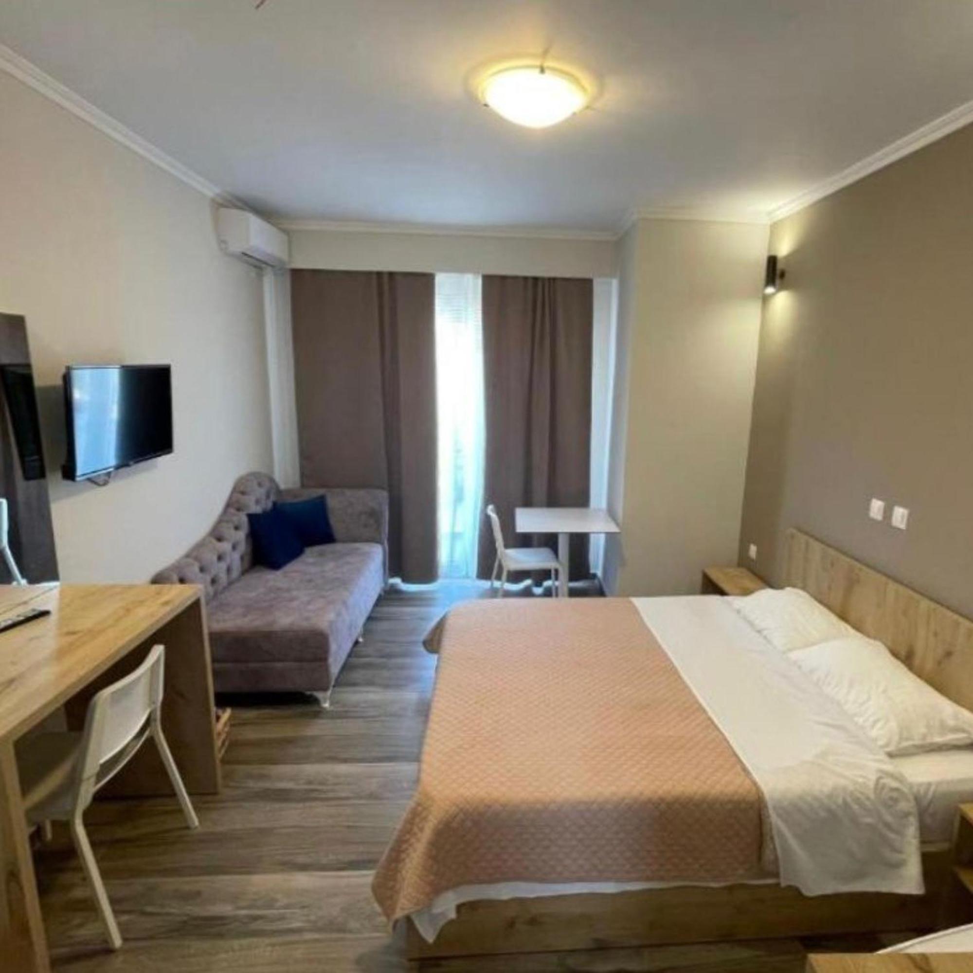 Resol Hotel Ksamil Eksteriør billede